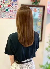 縮毛矯正 & トリートメント付き✨大好評のツヤツヤになる縮毛矯正です⭐️詳しくは補足説明をご覧くださいませ✨