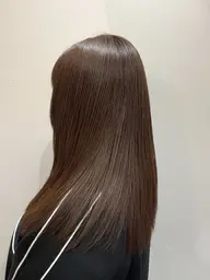 艶髪✨️縮毛矯正➕艶ケアトリートメント🌙