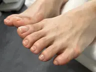 【ジェルをしない方へ】爪・甘皮・足元の皮膚を整えるフットケアコース(初回限定)