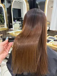 【梅雨前にオススメ‼️】ダメージレスな天使の艶🪽縮毛矯正🫧💫➕カット➕silk トリートメント✨