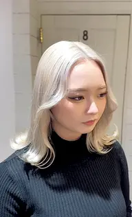 明るくしたい方✨️トリプルカラー➕トリートメント（ブリーチ2回）￥12.980-