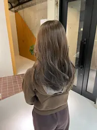 【カウンセリング動画撮影特典✨】ブリーチなしダブルカラー＋トリートメント　透明感カラー　赤み消しお任せください