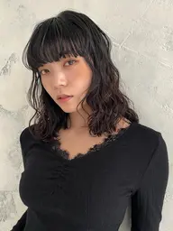 🍎デザインカット＋パーマ🍎カールで動きを出して💫(切りっぱなしカット、顔周りカット、レイヤーカット)