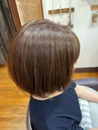 【🌹髪に栄養を与え内部から補修🍎】 🎨全体白髪染めカラー+3stepトリートメント