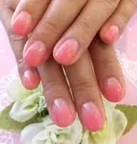 オフなしメニュー💖女子力☆カラーグラデーション、ラメグラ😆フレンチ下処理込み😆✨6000円🤩