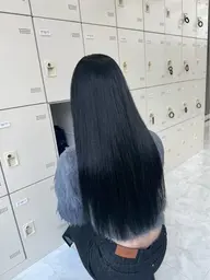 【🤍ダメージレスで可愛く🤍】W color➕髪質改善トリートメント🫧