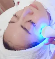 美容液で毛穴洗浄🫧水光ハイドラ幹細胞導入フェイシャル【60分】【ミニモ限定特別価格】