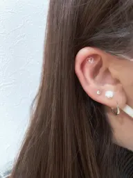 耳ツボジュエリー(当日粒数相談)