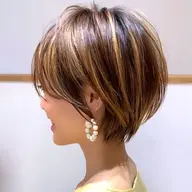🥉人気🥉【組み合わせ割引クーポン✨️】似合わせカット➕透明感カラー➕ハイライト💎【ショート限定✨️】