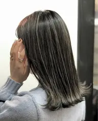 【リピーターの方限定】ハイライト又はブリーチメニュー＋トリートメント