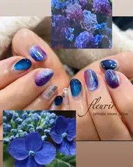 概念ニュアンスネイル【紫陽花:オフ別途追加】マグネット、偏光パール、銀箔、紫陽花を模したニュアンスデザイン✨️