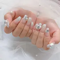ご新規さまオフ無料パーツ💎つけ放題ネイル✨