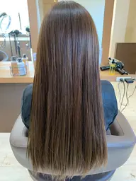 髪質改善ストレート(縮毛矯正)＋カット＋艶感TR¥17050→13200