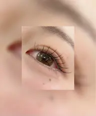 メーテルまつげパーマ✨【5分以上遅れると施術出来ない場合がございます】