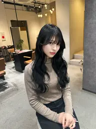 「韓国風🇰🇷ヘア」レイヤーカット🫧トリートメント付き♪ ワンランク上 内部補修トリートメント変更+2200円