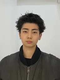 【🚹メンズミニモ学割‼️】特殊系パーマ🌀+トリートメント✨ ピンパーマ/スパイラル/ツイスト/メンズパーマ