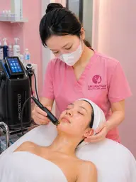 🉐GW限定🉐ゆらぎ肌・敏感肌に✨毛穴洗浄＋うるおいトータル美肌ケアコース(美容導入＋パック＋ヘッドスパ）💆‍♀️