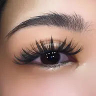 【羽マツエク+ボリュームラッシュつけ放題】