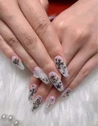 ❣️🌸チップスカルプ長さ出し❣️🌸1000種類パーツ🌸🌸付け放題、持ち込みデザインOK🌸