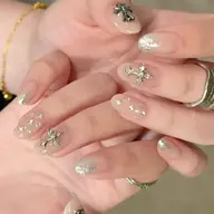 ★持ち込みデザイン★105分やり放題6本まで《HAND》¥6580(オフ有)