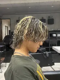 【フルコース🌈】メンズカット+パーマなんでも+ハイライトカラー【¥23000】