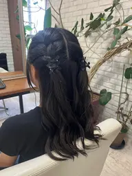 《結婚式・パーティ・ライブ・推し活に》U24👧🏻/ヘアアレンジᜊ•ᴗ•ᜊ