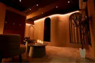 🧞‍♂️【頭皮のお悩みに】🧞‍♂️🪔頭浸浴+五感ヘッドスパ+頭皮洗浄+首肩オイルマッサージ 90分🪔