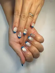 💅🏻「オフ込み」マグネットベースフレンチ💙