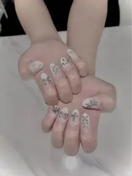 【初回限定】【自爪ベース華やかゴテゴテ】指先が主役なので!パーツつけ放題