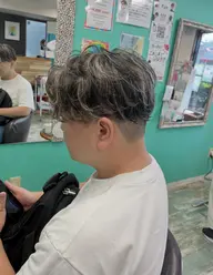 【白髪ぼかし👩‍🦳にもオススメ】メンズカット＋ハイライト＋トナー＋簡易トリートメント🫧