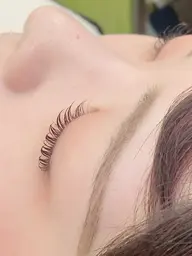 本日来店限定🔥【ご新規様】選べる🪽🫧まつげパーマorパリジェンヌ🎀コーティング付