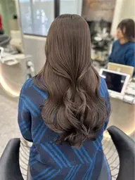 【📚学割U24📚】1ブリーチ➕オンカラー➕選べるトリートメント🫧（補足説明に記載）