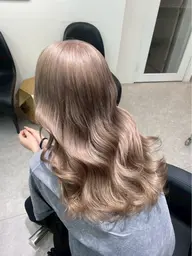 ブリーチリタッチ+透明感ケアカラー+4stepトリートメント🫧🫧