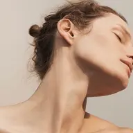 旅行前やイベントごとに✈️✨【うなじ＆もみあげワックス脱毛】