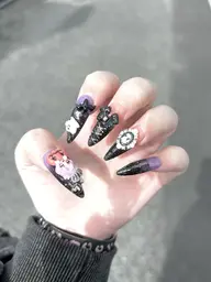 【🌸4月限定】〈練習モデル〉痛ネイル1本+90分アートし放題🩵✨(おまかせ・持ち込み🙆🏻♀️︎、パーツ込)