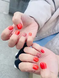 ワンカラー+2本アート