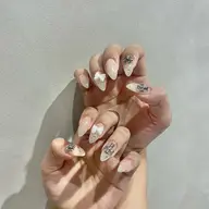 Y2Kネイル🦢💜