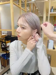 【ミニモ学割】カット＋ダブルカラー　 ケアブリーチ　ハイトーン　ブロンド　ミルクティーベージュ　グレージュ　抜きっぱなし