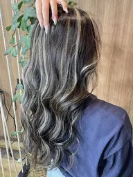 💫ハイライト+オンカラー+トリートメント💫