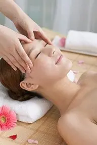 【ツルツルなたまご肌に】アロマ70分+ 毛穴洗浄50