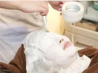 フェイシャルエステ 顔のむくみがとれるとほうれい線も薄くなる!高保湿パック付き