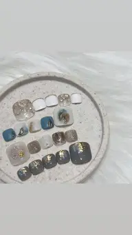 定額デザイン100種類🩰フットネイル(オフあり)/パラジェル