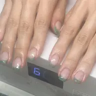 ・フレンチネイル（オフあり）