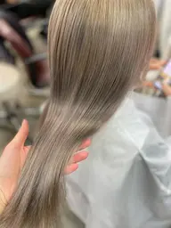 👼🏻天使の艶ハイトーンダブルカラー👼🏻ケアブリーチ+カラー+高濃度水素トリートメント(ウルトワトリートメント)