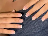 🌼ハンドフレンチ　ベース単色込み　(ソフトジェルオフ無料・丁寧ケア込)