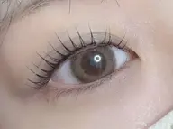 パリジェンヌラッシュリフト　美容液成分入りコーティング付き　¥4,800