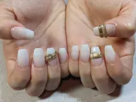 初回オフ無料！カラーグラデーション