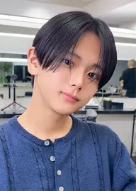 【癖毛の方必見】人気Ｎｏ.1ピンピンにならないメンズ限定うる艶縮毛矯正