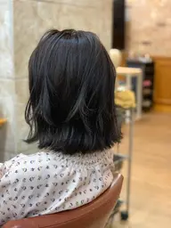 《新規》☆★学割Ｕ24☆★　デザインカット＋カラー＋トリートメント