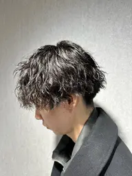 メンズカット＋ツイストスパイラルパーマ🔹縦落ちパーマ、ツイストパーマ🔹土日祝＋1000円